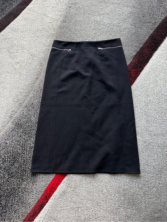 Marc Jacobs Dresses & Skirts - Marc Jacobs Black Wool Blend MIDI Pencil Skirt